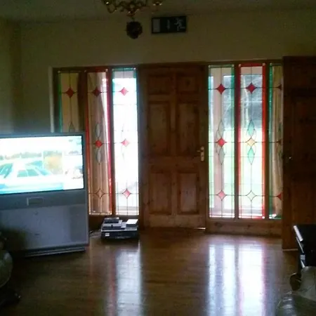 Moyhill House *